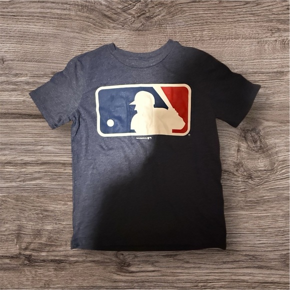 Genuine Merchandise Other - NWOT Genuine Merchandise Blue and Red Short Sleeve Tee with MLB Logo
